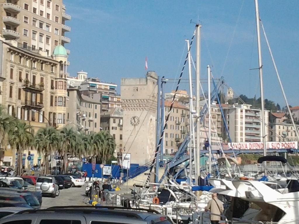 Appartamento Piazzetta La Maddalena Savona Quarto foto